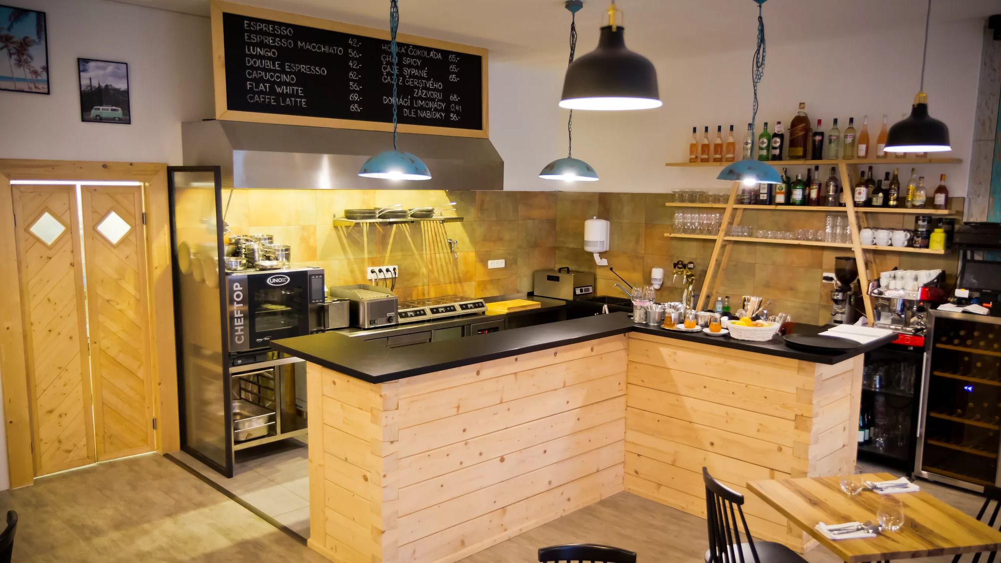 Otevřená kuchyně restaurace Caravan